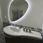 Viola Con Solarium Lignano Sabbiadoro