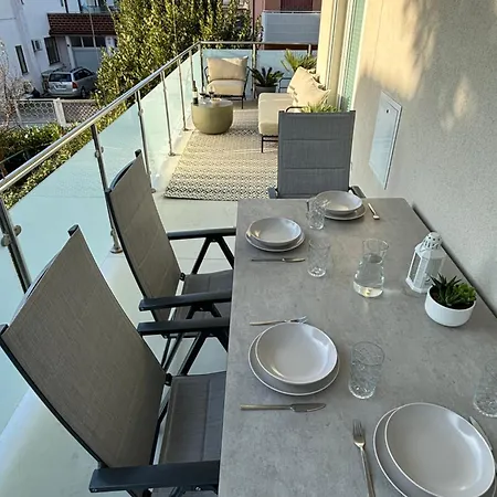 Viola Con Solarium Apartment *