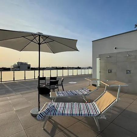 Viola Con Solarium شقة